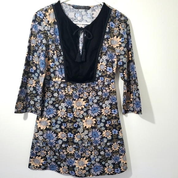Zara Dresses & Skirts - Zara Trafaluc Mini Dress XS